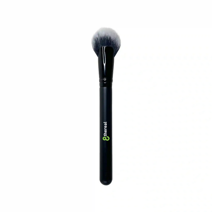 8thereal Cheek Fan Brush with soft synthetic bristles for precise blush, contour, and highlighter application.