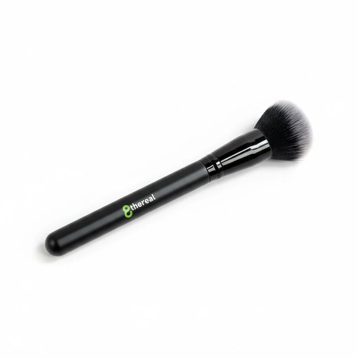 8thereal Cheek Fan Brush with soft synthetic bristles for precise blush, contour, and highlighter application.